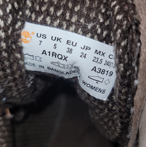 Timberland Women's Light Gray Lace-Up Boots. - Picture 3 of 5